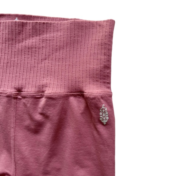 FP Movement High Rise 7/8 Good Karma Leggings | M/L - Picture 7 of 11
